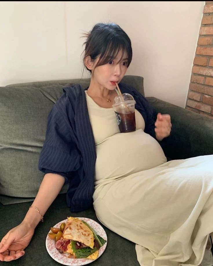 Minji thumbnail