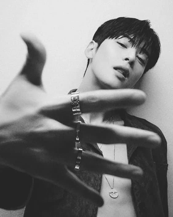 ' Eunwoo thumbnail