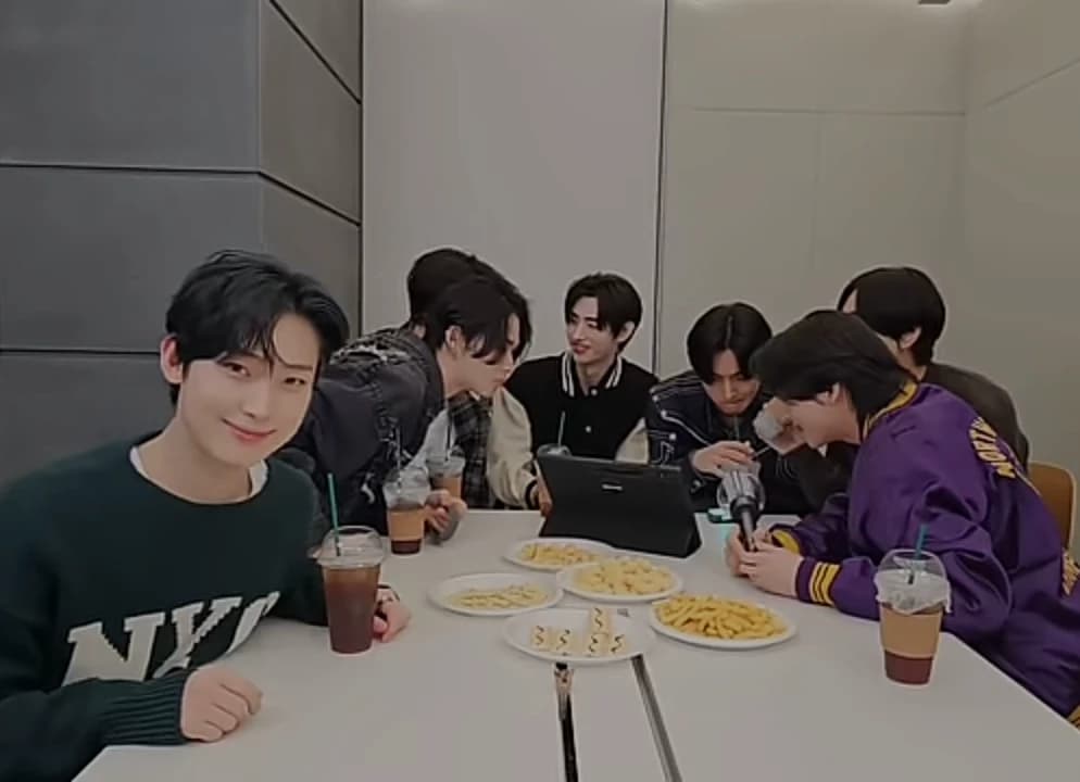Seven husbands  thumbnail