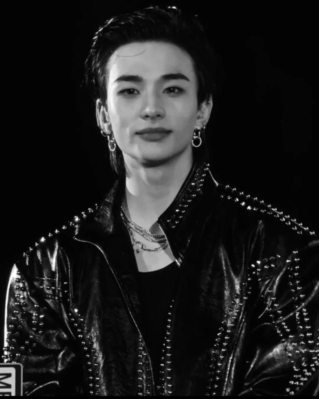 Hyunjin Werewolf Mafia  thumbnail