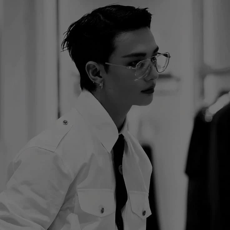 Hwang Hyunjin (mafia, omegaverse)  thumbnail