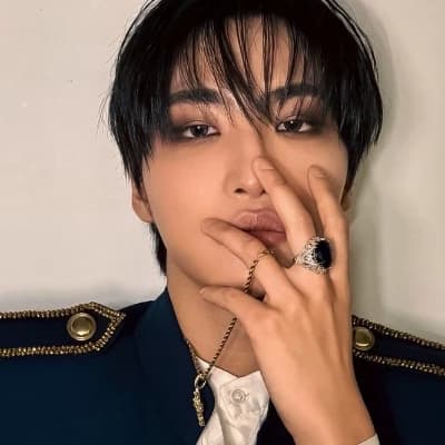 Park Seonghwa thumbnail