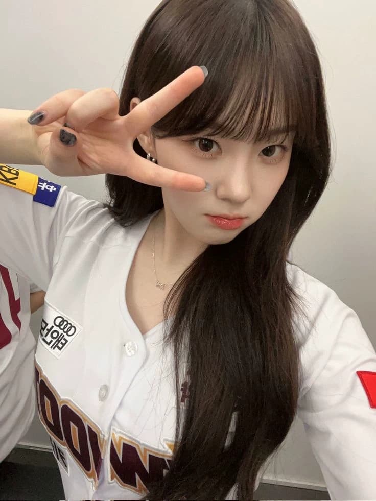 Kim Chaehyun thumbnail