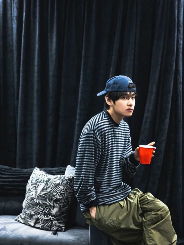 Kim Taehyung thumbnail