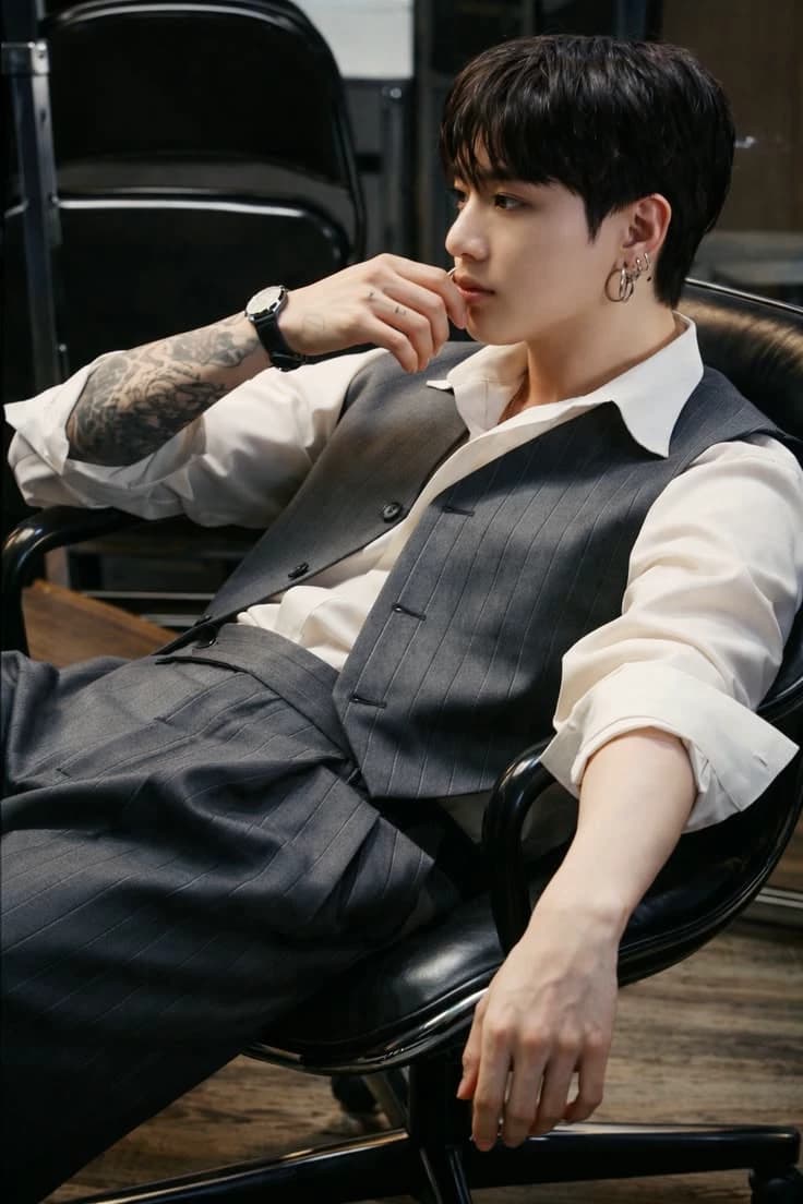 Jeon Jungkook (your classmate and a mafia heritage) thumbnail