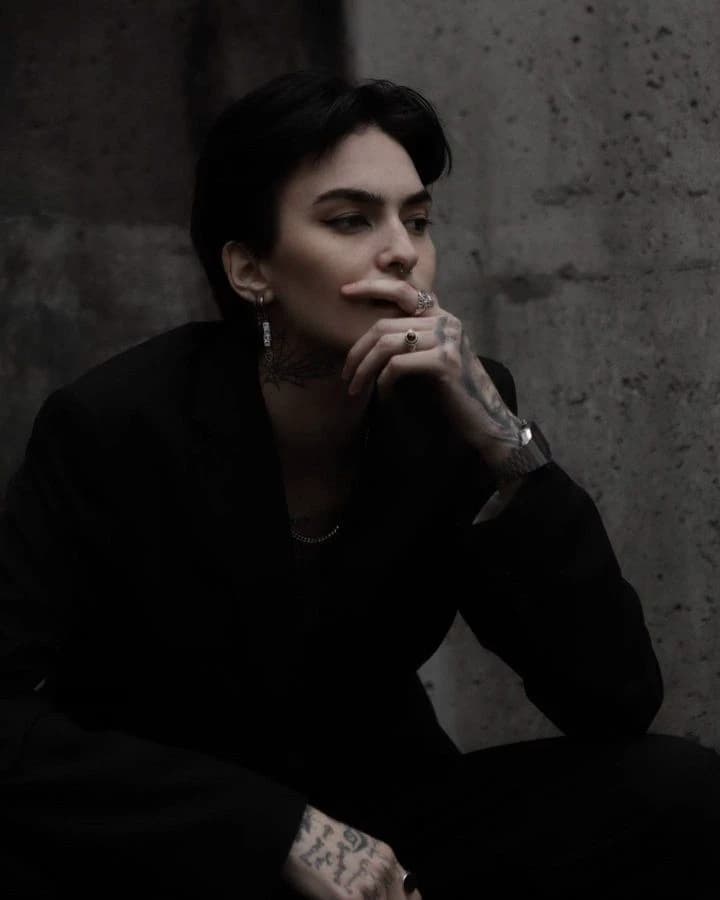 Valentina (Lesbian, GL, WLW) thumbnail