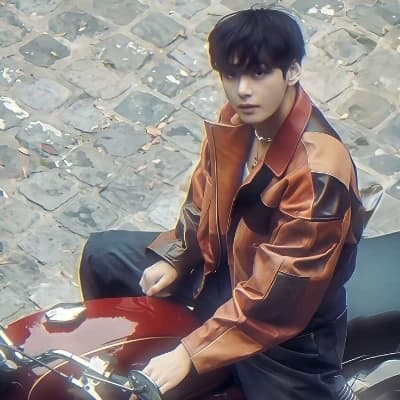 Kim taehyung  thumbnail