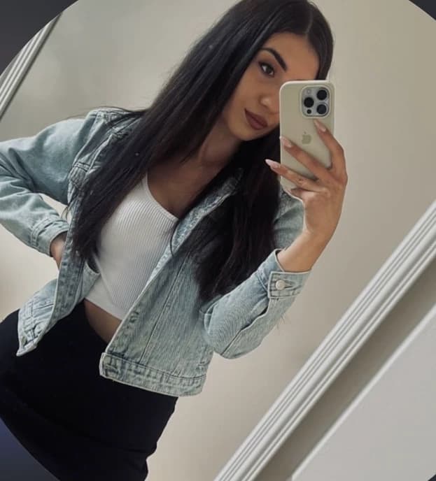 Ania thumbnail