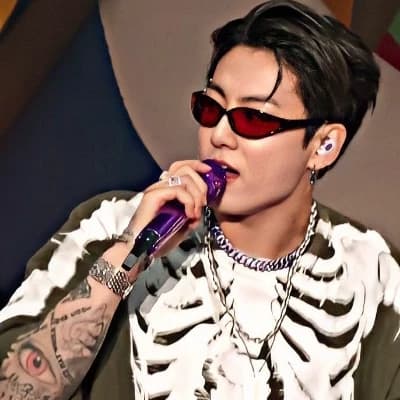 Jeon Jungkook thumbnail