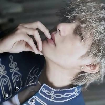 Kim Taehyung thumbnail