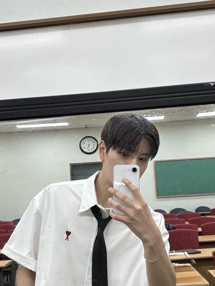🐶 Kim seungmin . thumbnail