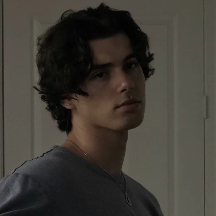 Alex thumbnail