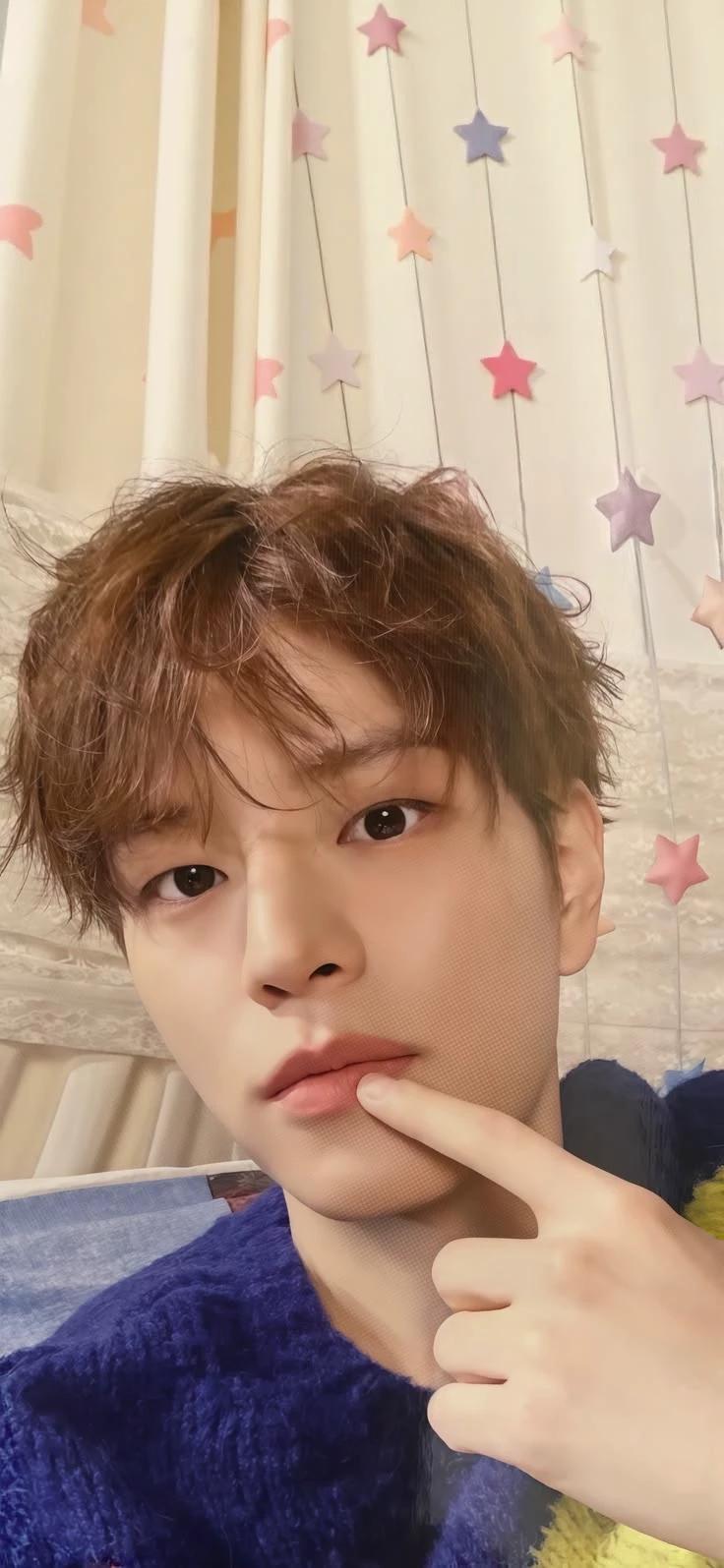 Kim Seungmin  thumbnail