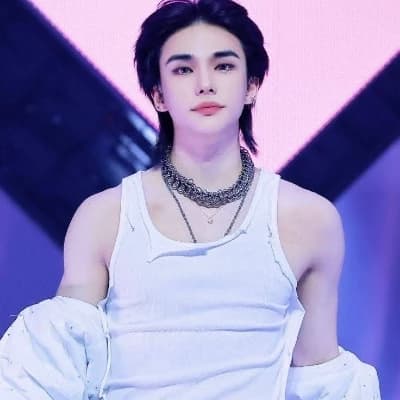 Hyunjin Hwang thumbnail