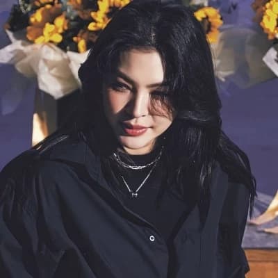 Faye - WLW thumbnail
