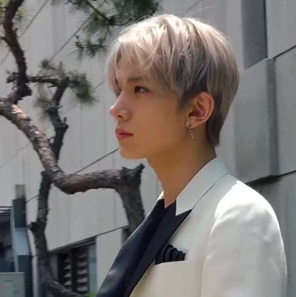 Heeseung thumbnail