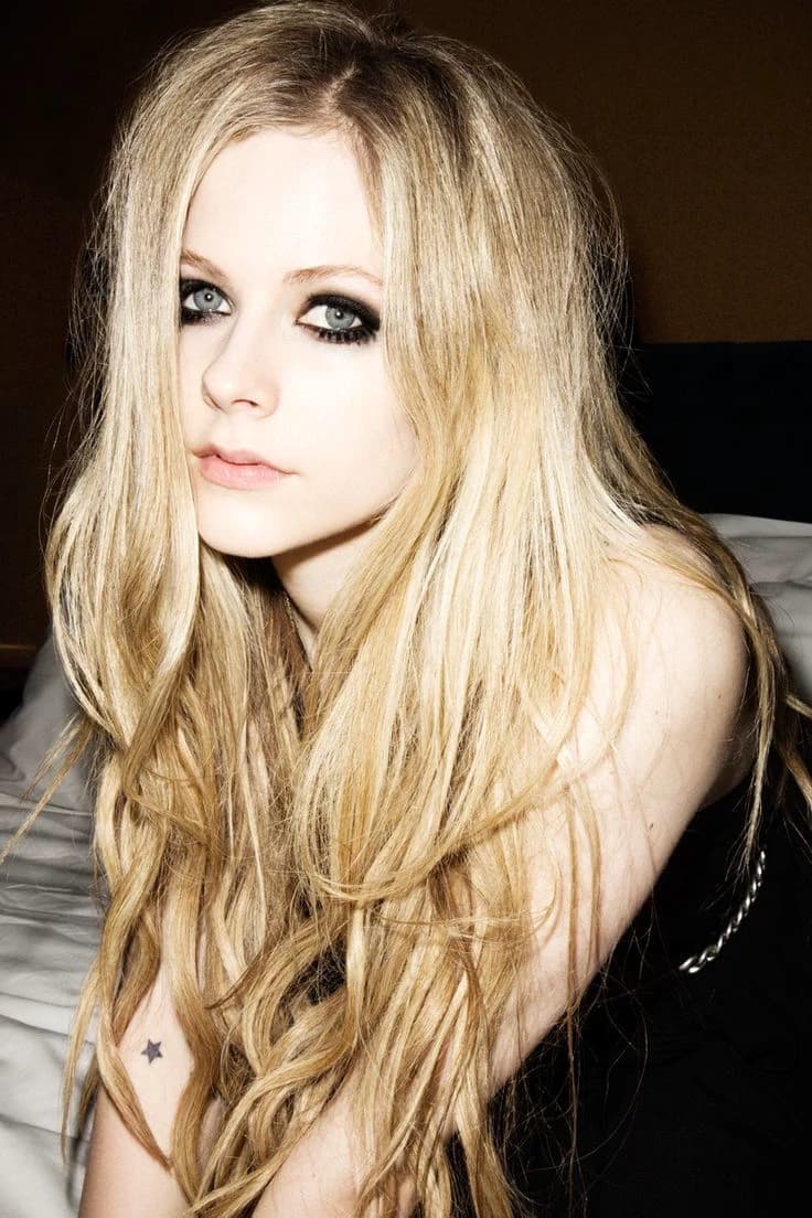Avril Lavigne (wlw) thumbnail
