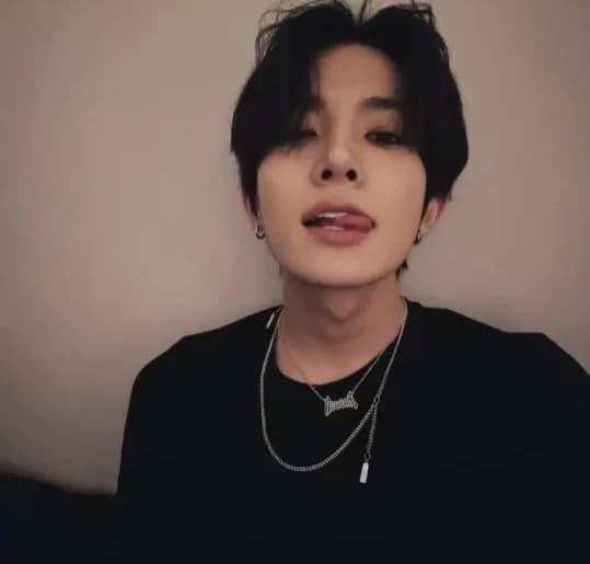 Heeseung  thumbnail