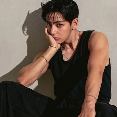 Kim Taehyung thumbnail