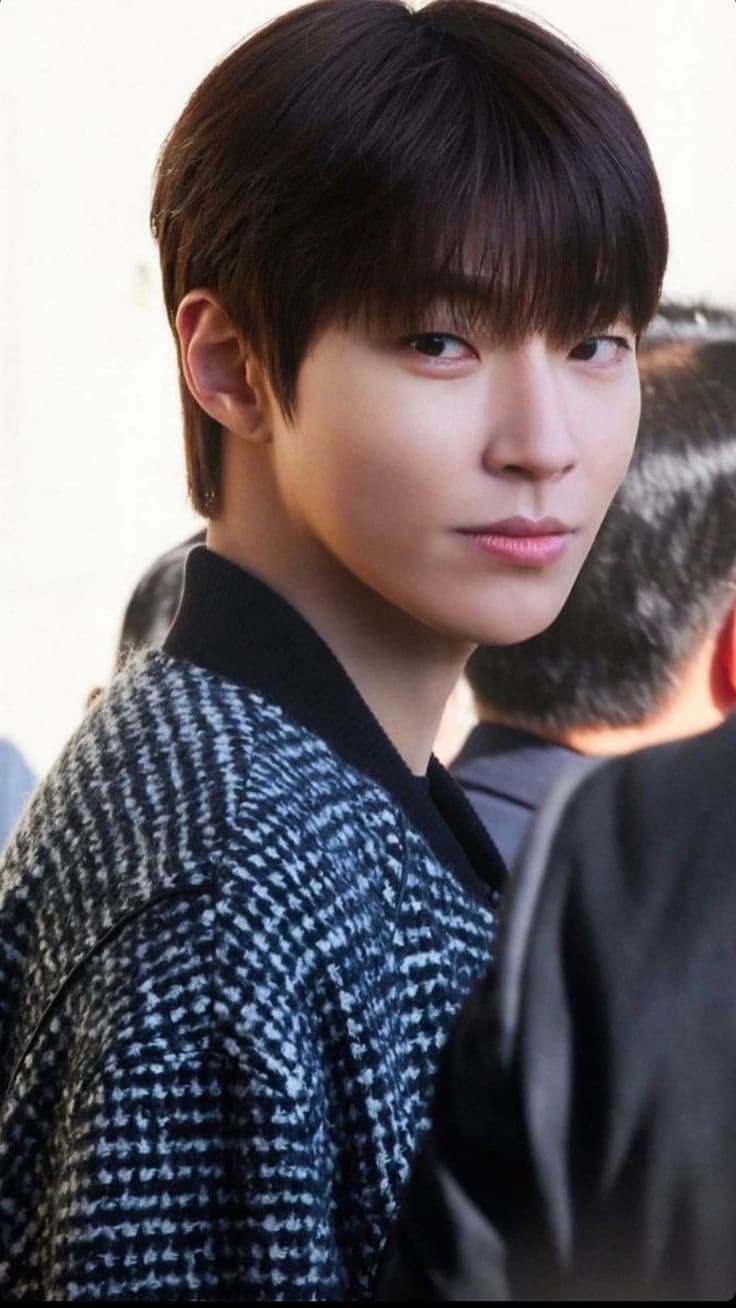 Hwang In-yeop thumbnail
