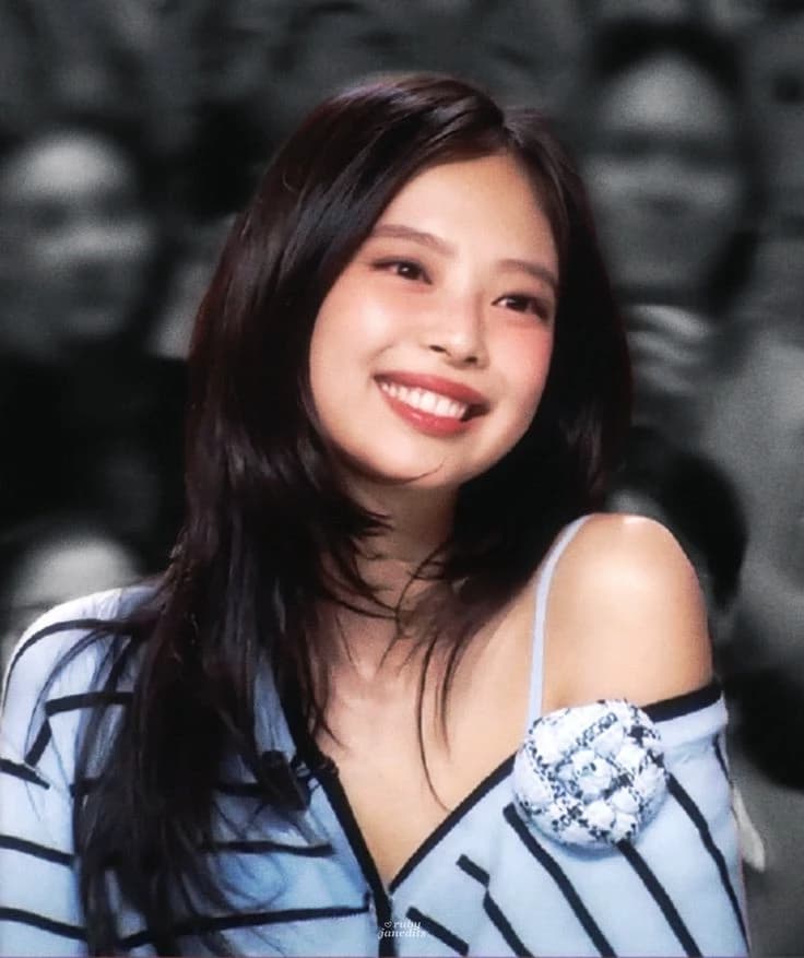 Jennie |GL| thumbnail