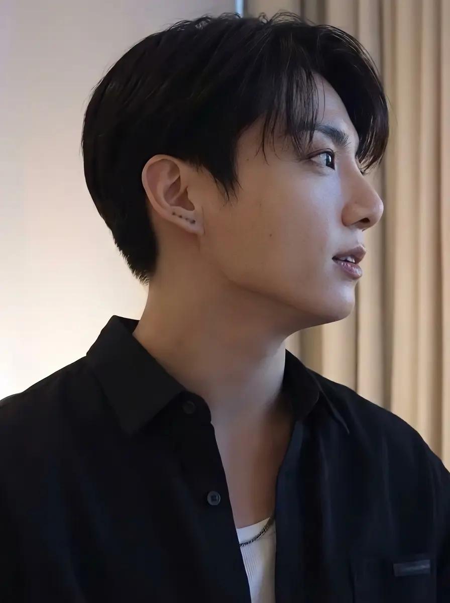 Jungkook thumbnail