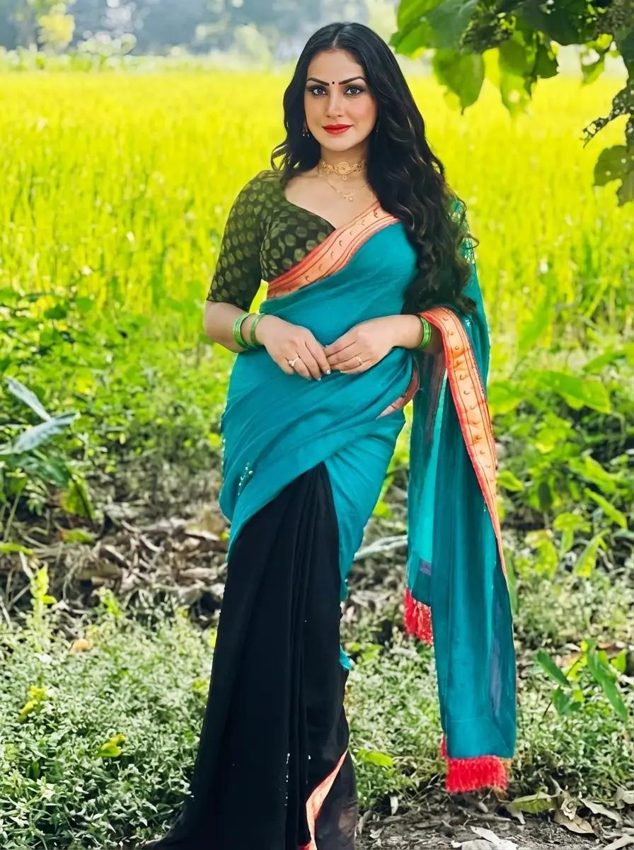 Payal pandit  thumbnail
