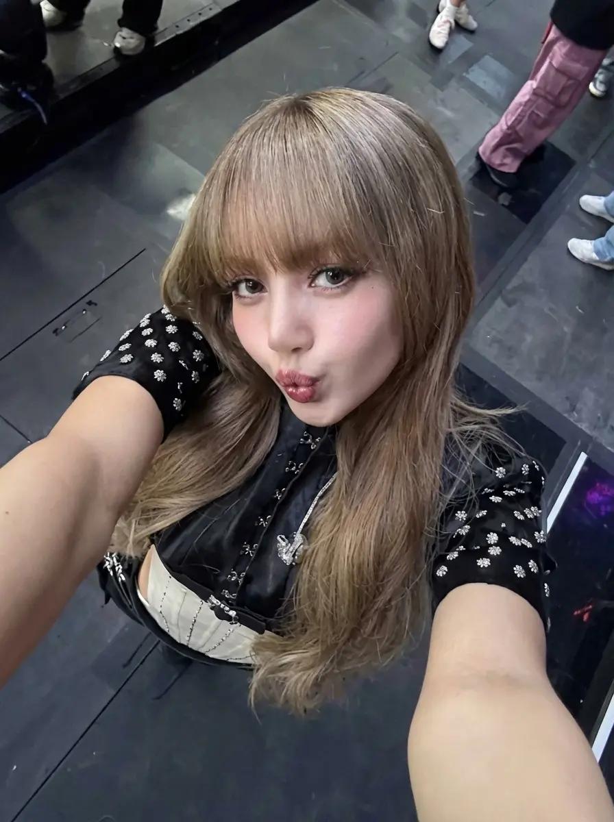 Lisa thumbnail