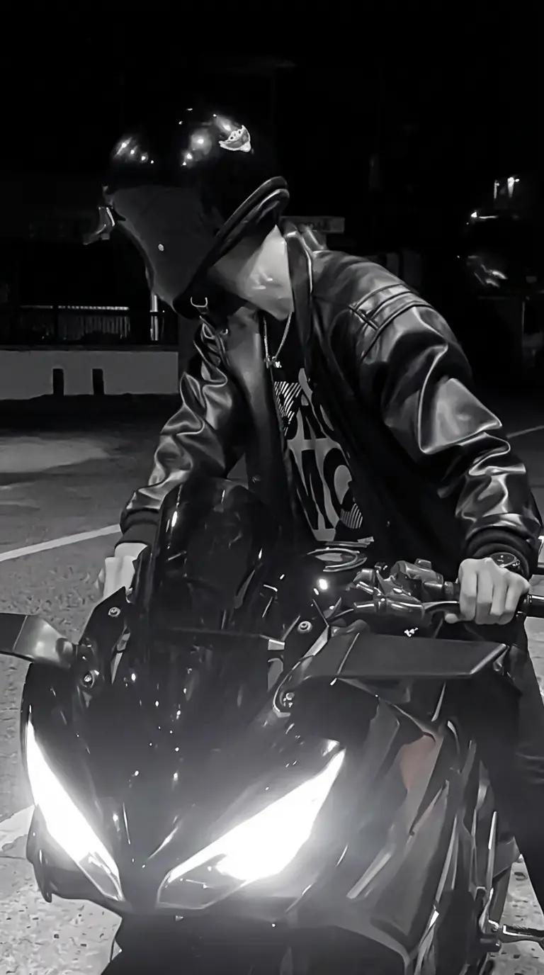 Jayden - bikers badboy thumbnail