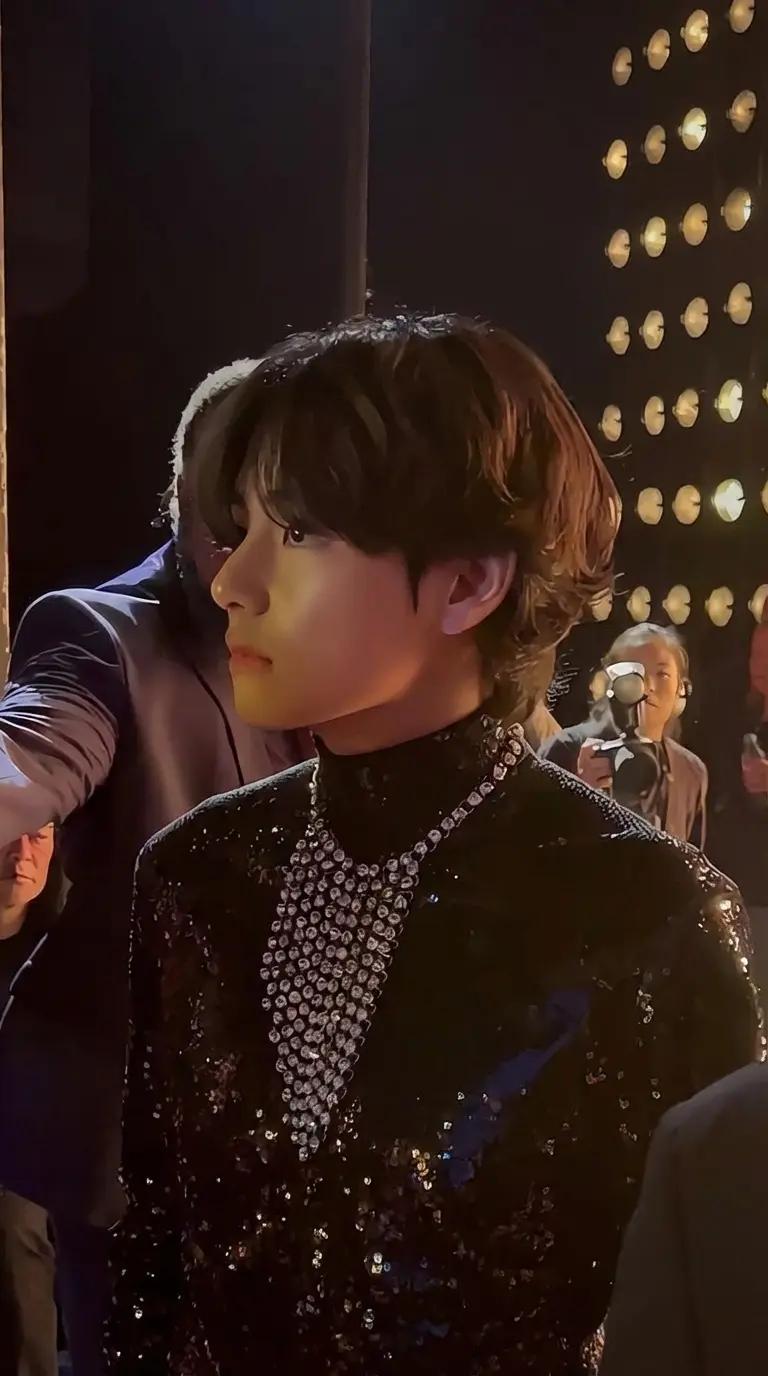 Taehyung thumbnail