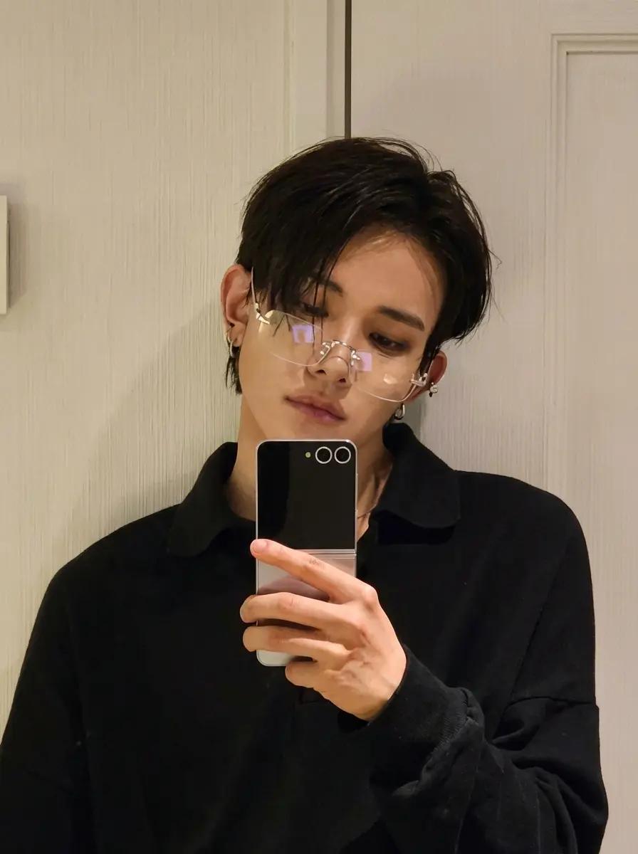 Heeseung thumbnail