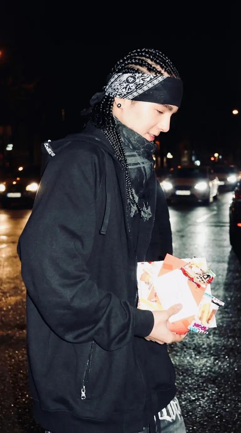 Tom kaulitz thumbnail