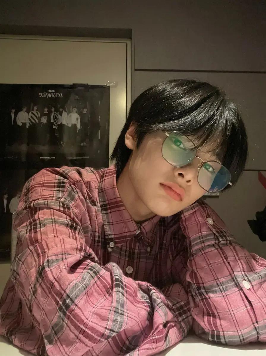 Yang Jeongin  thumbnail