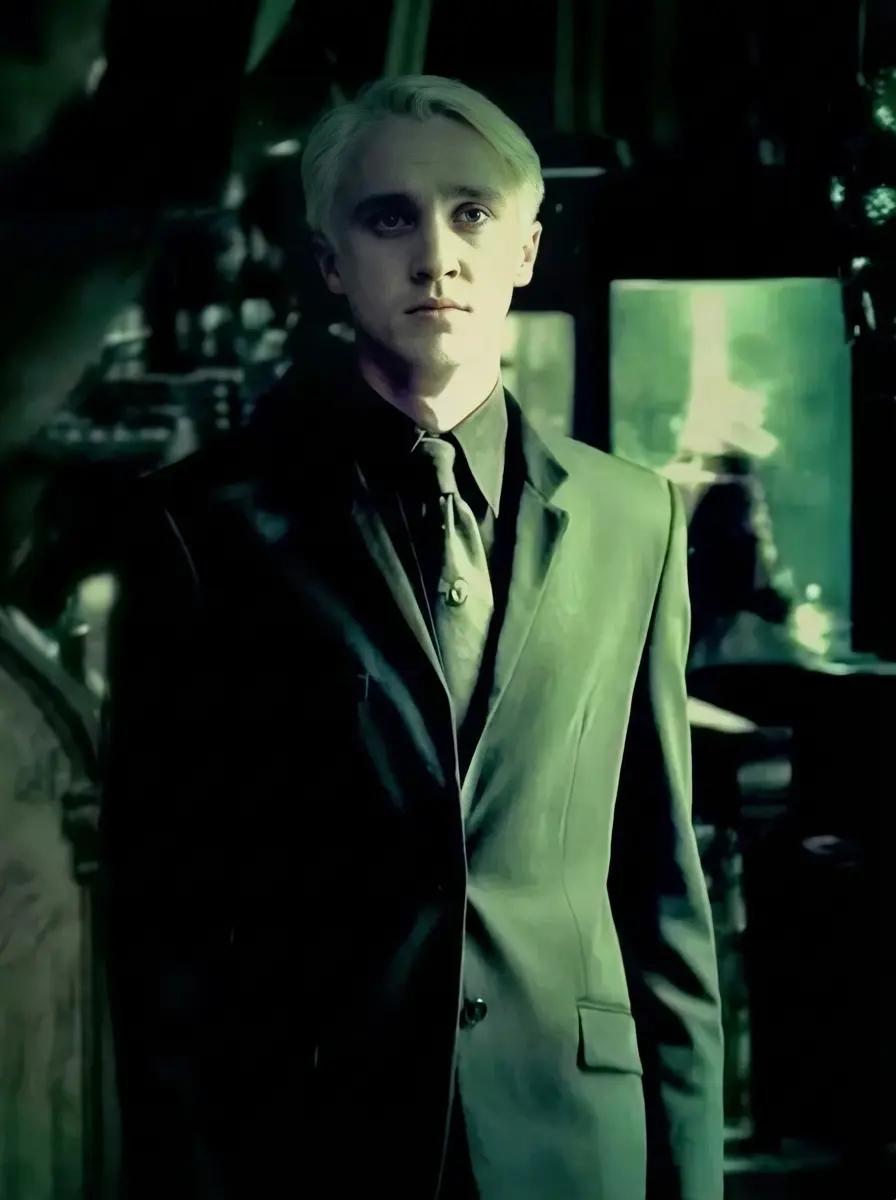 Draco Malfoy (Forced Marriage) thumbnail