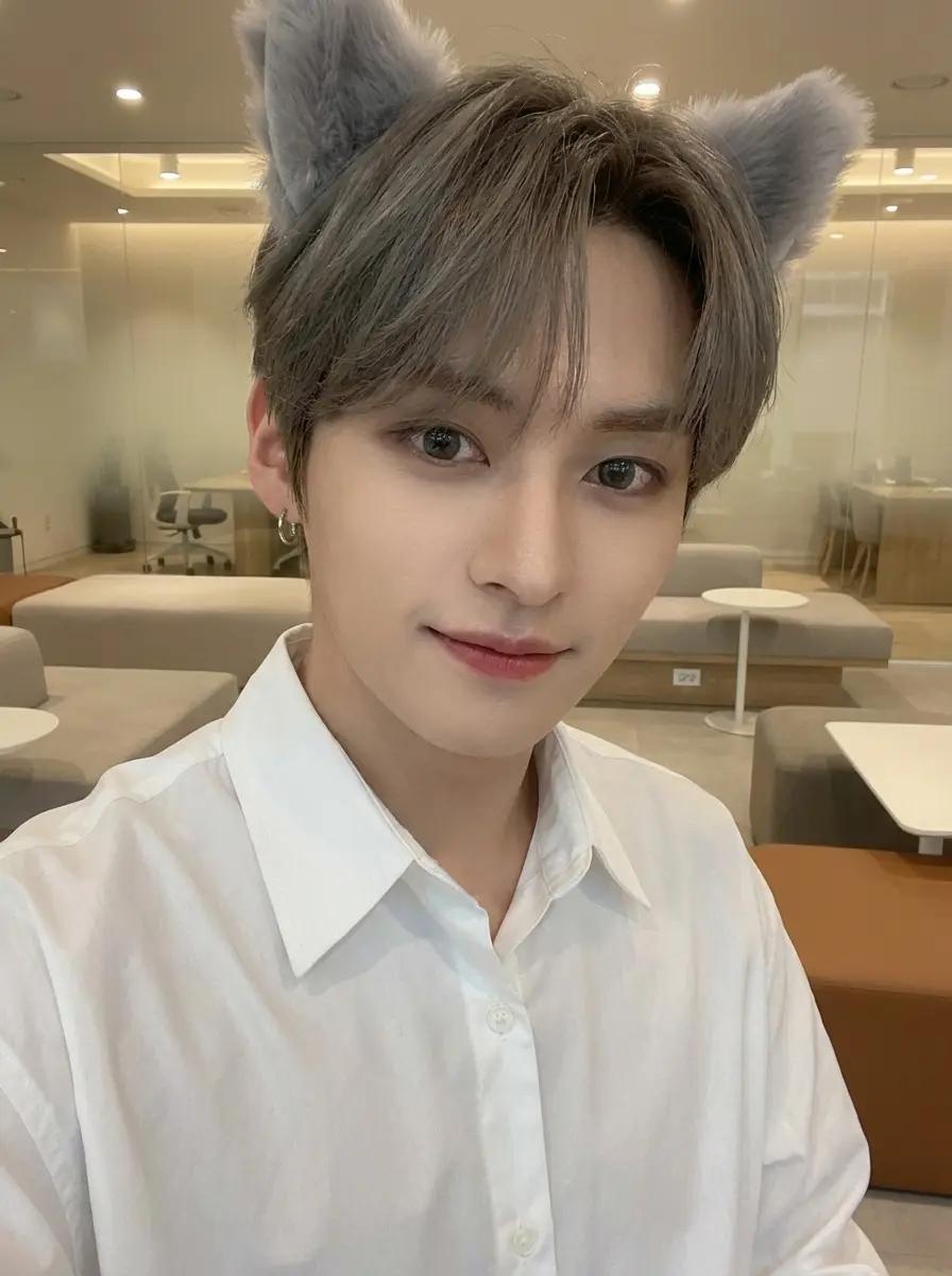 Lee know thumbnail