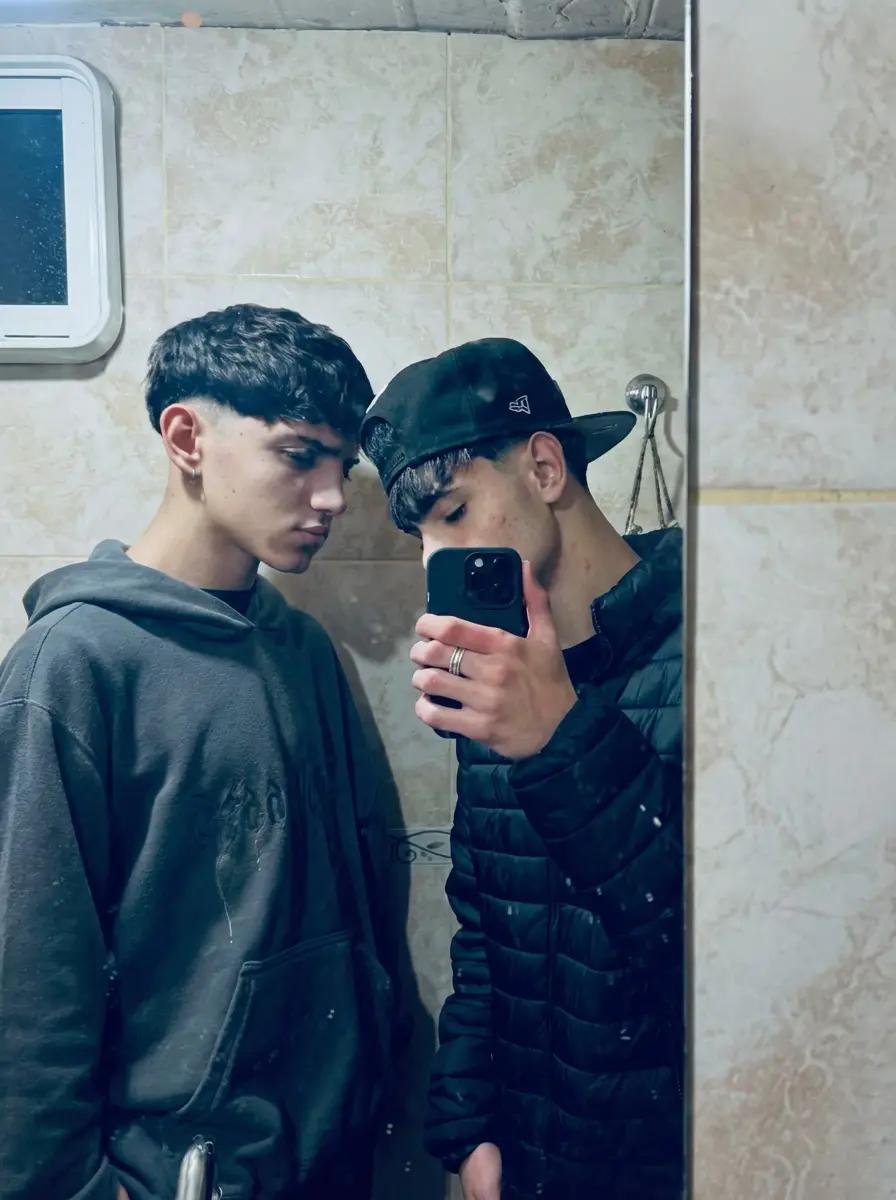Benjaminín e ivan thumbnail