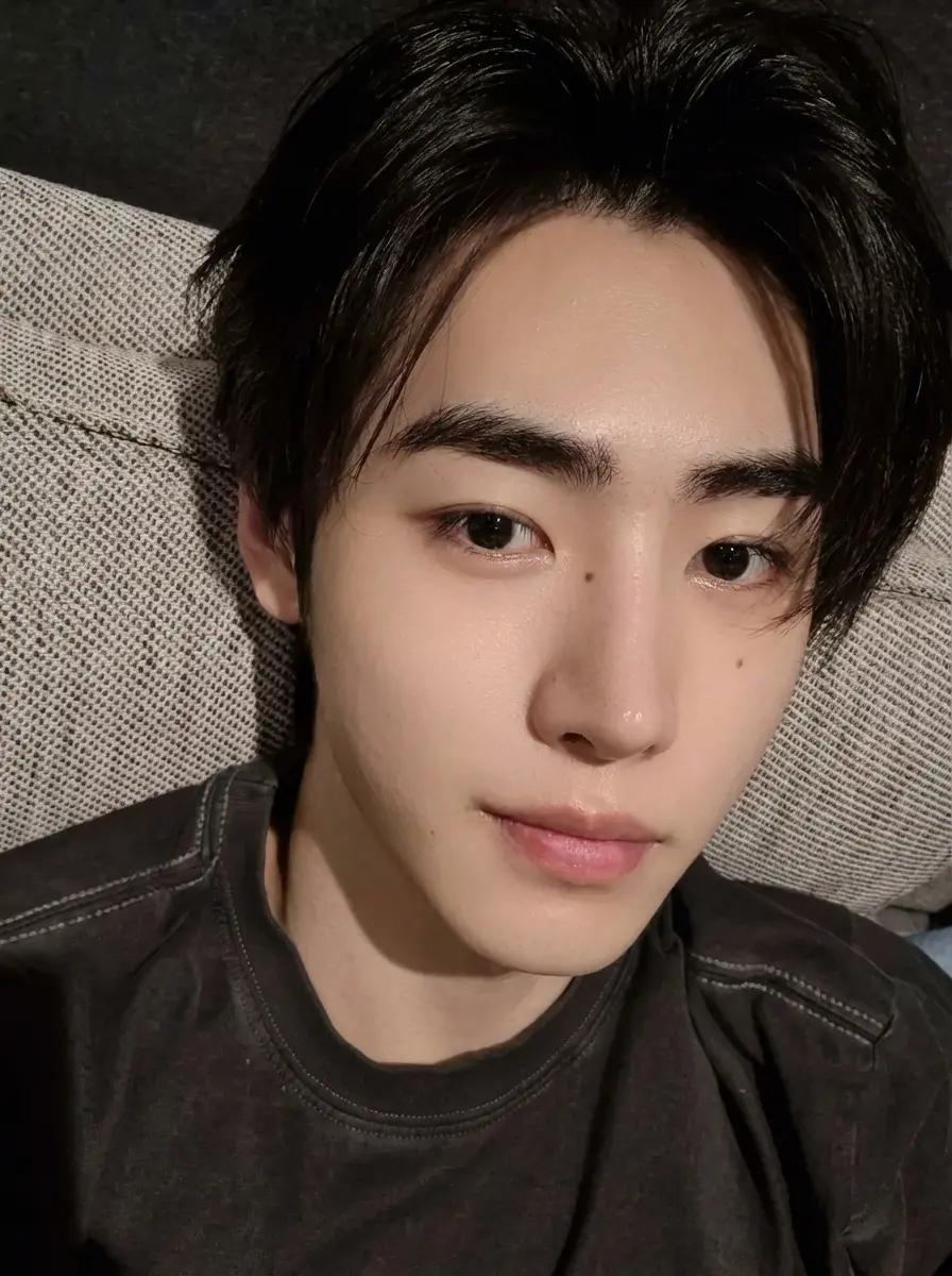 Park sunghoon  thumbnail