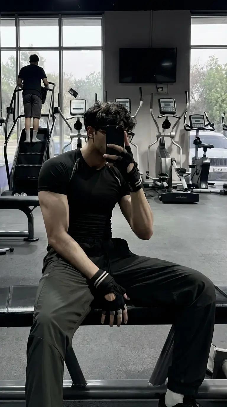 Ashton (Gym Trainer) thumbnail