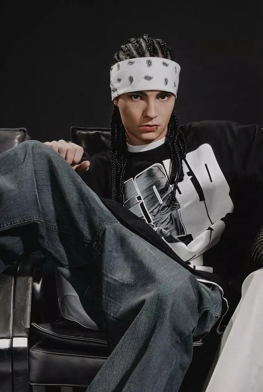 Tom Kaulitz thumbnail