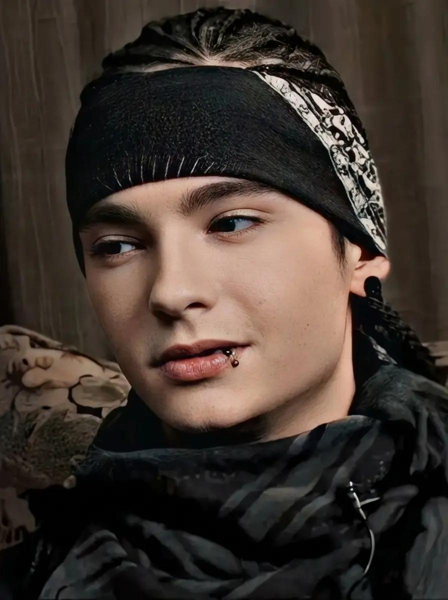 Tom.k thumbnail