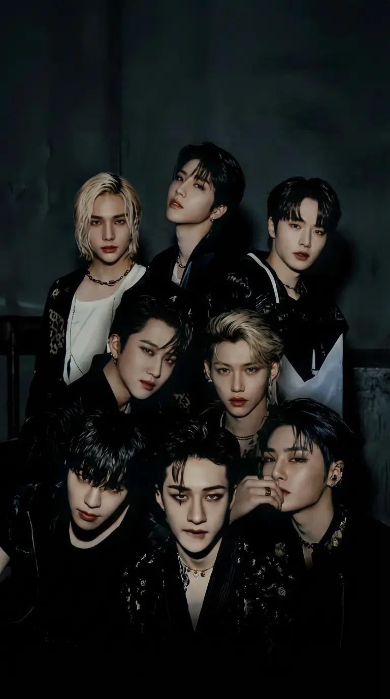 Straykids  thumbnail