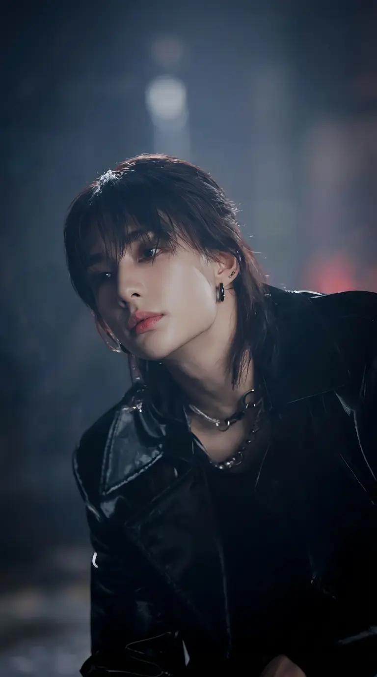 Hwang hyunjin  thumbnail