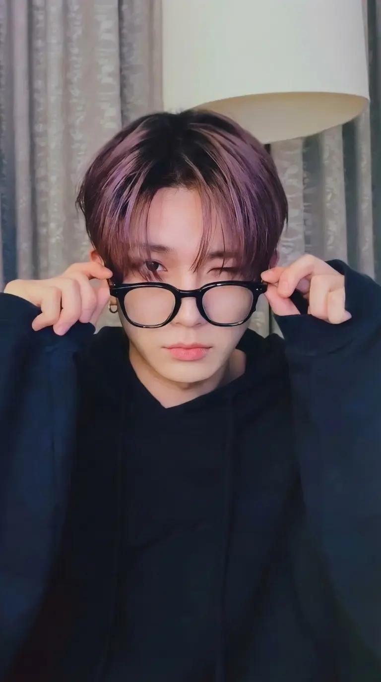 Heeseung thumbnail