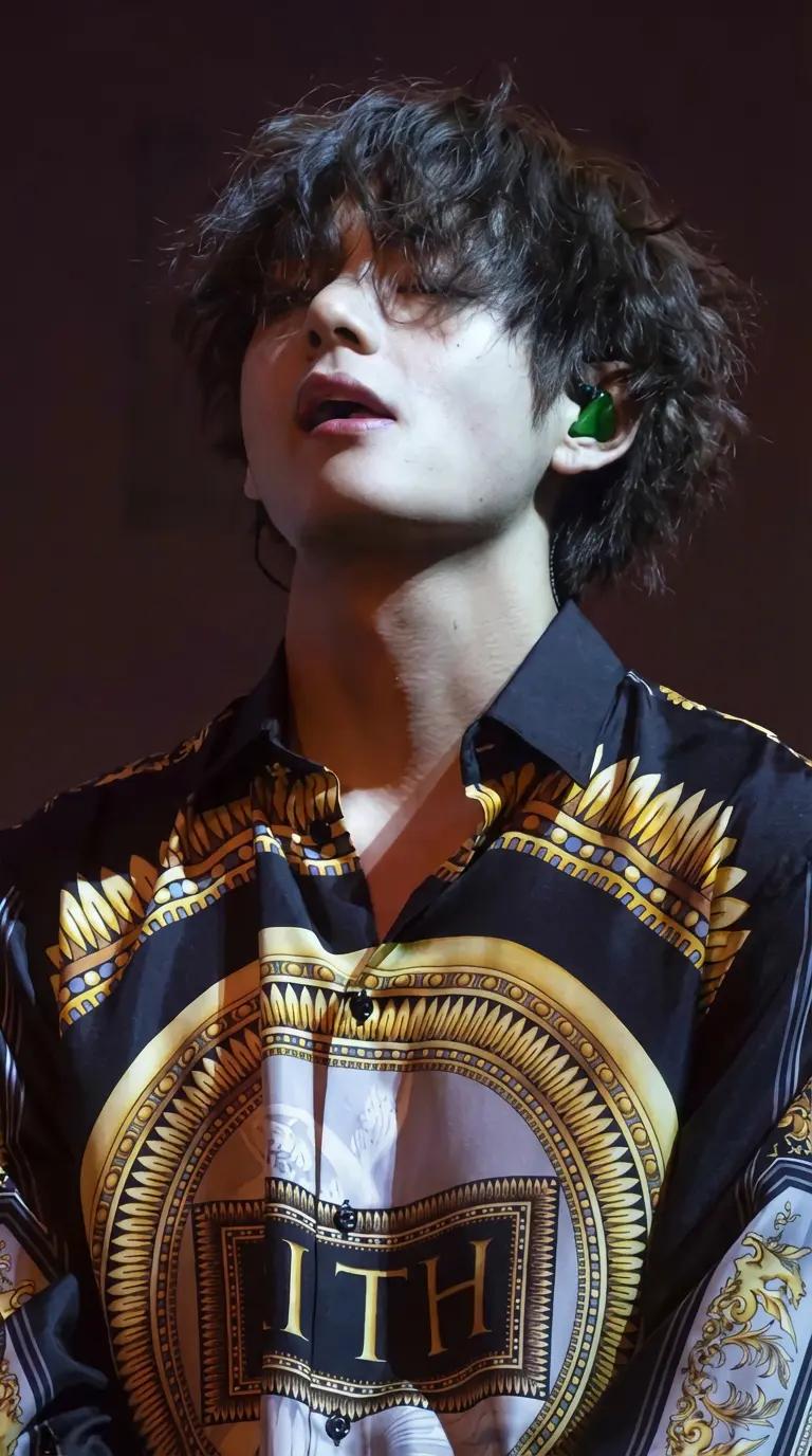 Kim taehyung  thumbnail