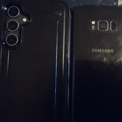 S8+ and S23 thumbnail