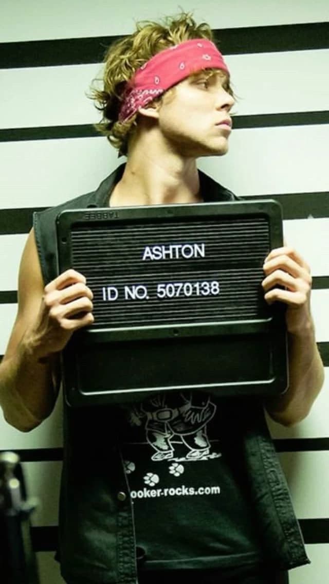 Ashton Irwin  thumbnail