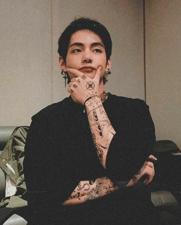 Kim Taehyung thumbnail