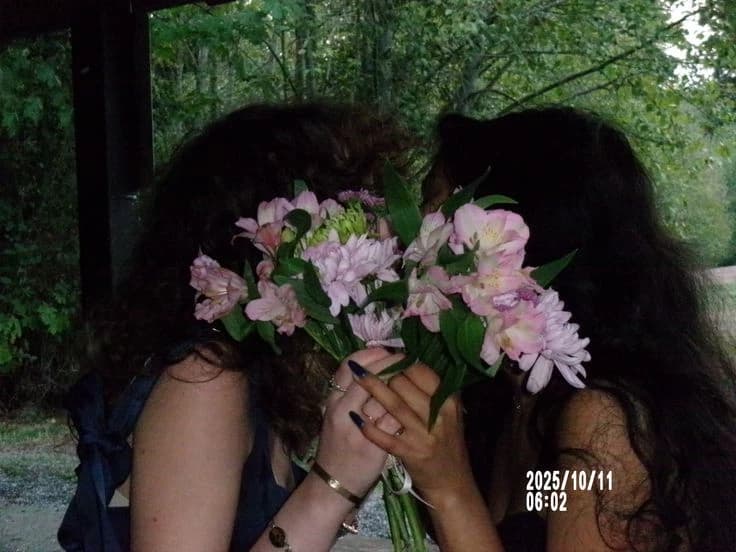 Raquel and Sofia thumbnail