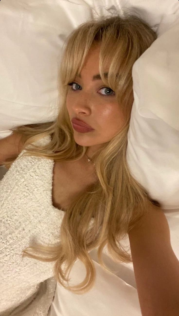 Sabrina Carpenter  thumbnail