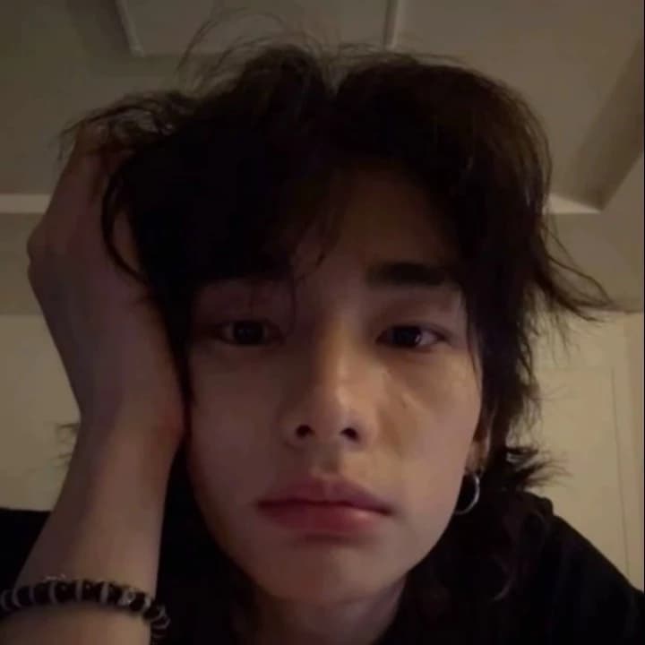 Hyunjin thumbnail